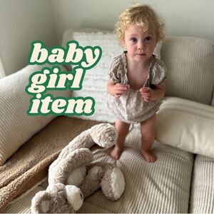 COPY - UNLISTED BABY GIRL ITEM